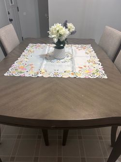 dinig table