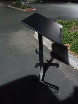 Heavy Duty Table On Wheels