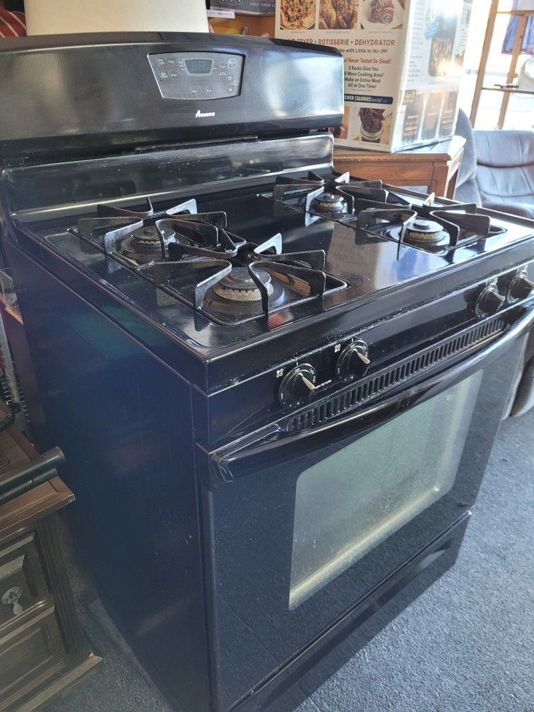 Gas oven in nice condition 