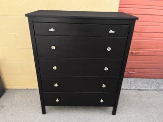 Black dresser