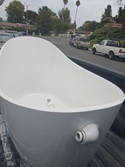Bathtub