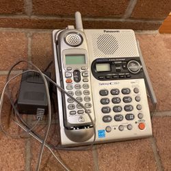 Excellent Phone With Cordless Receiver 