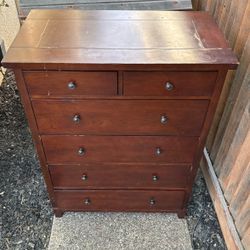 6 Drawer Dresser *nice real Thick Wood*