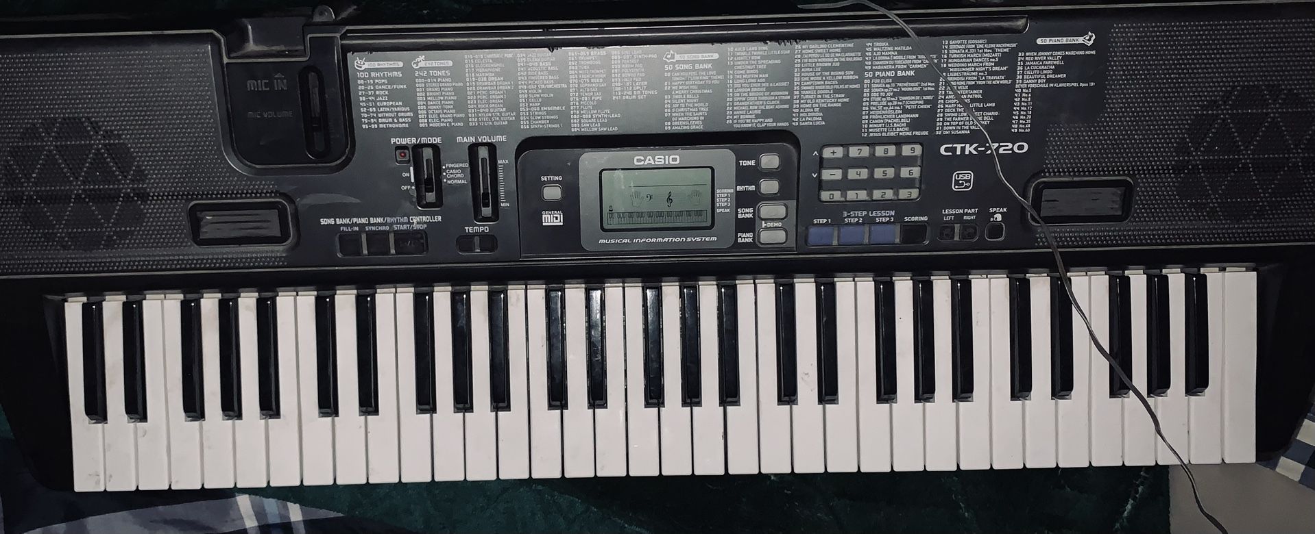 CASIO CTK-720 FULL SIZED DIGITAL PIANO