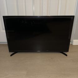 32” Samsung Smart TV LED