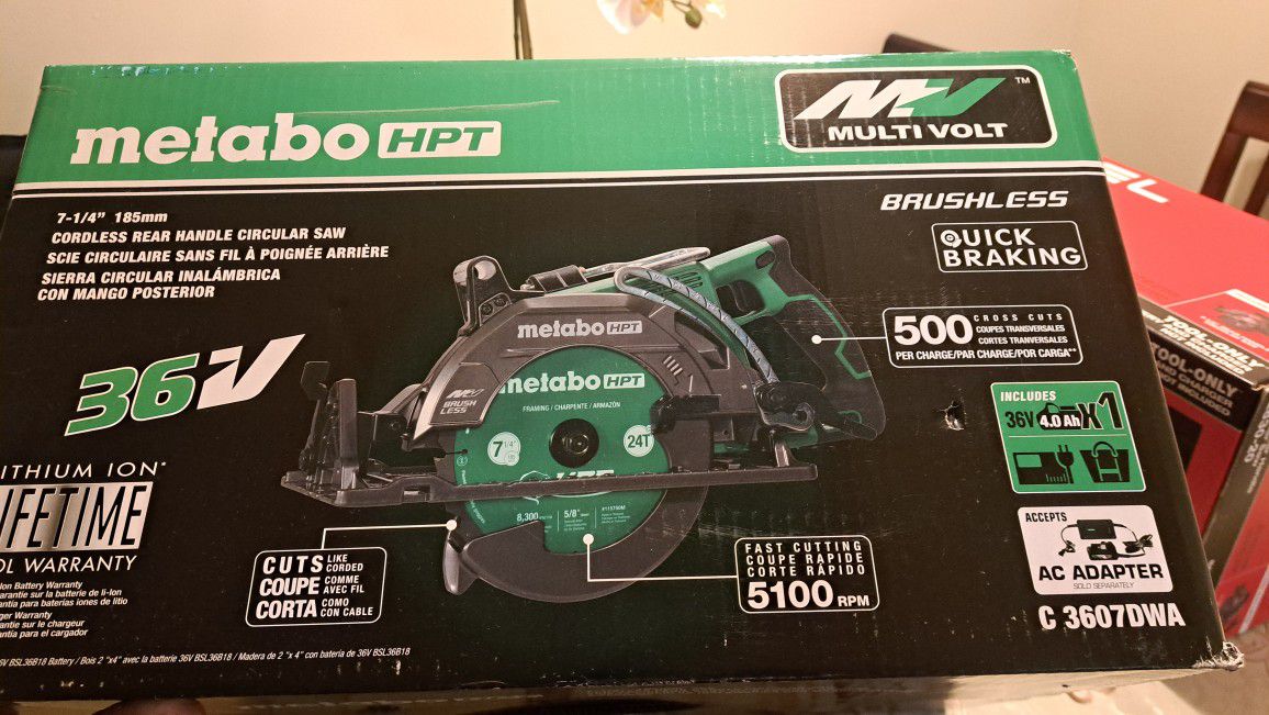 Metabo 7 1/4 Skillsaw  Charger And 2 Battery $280