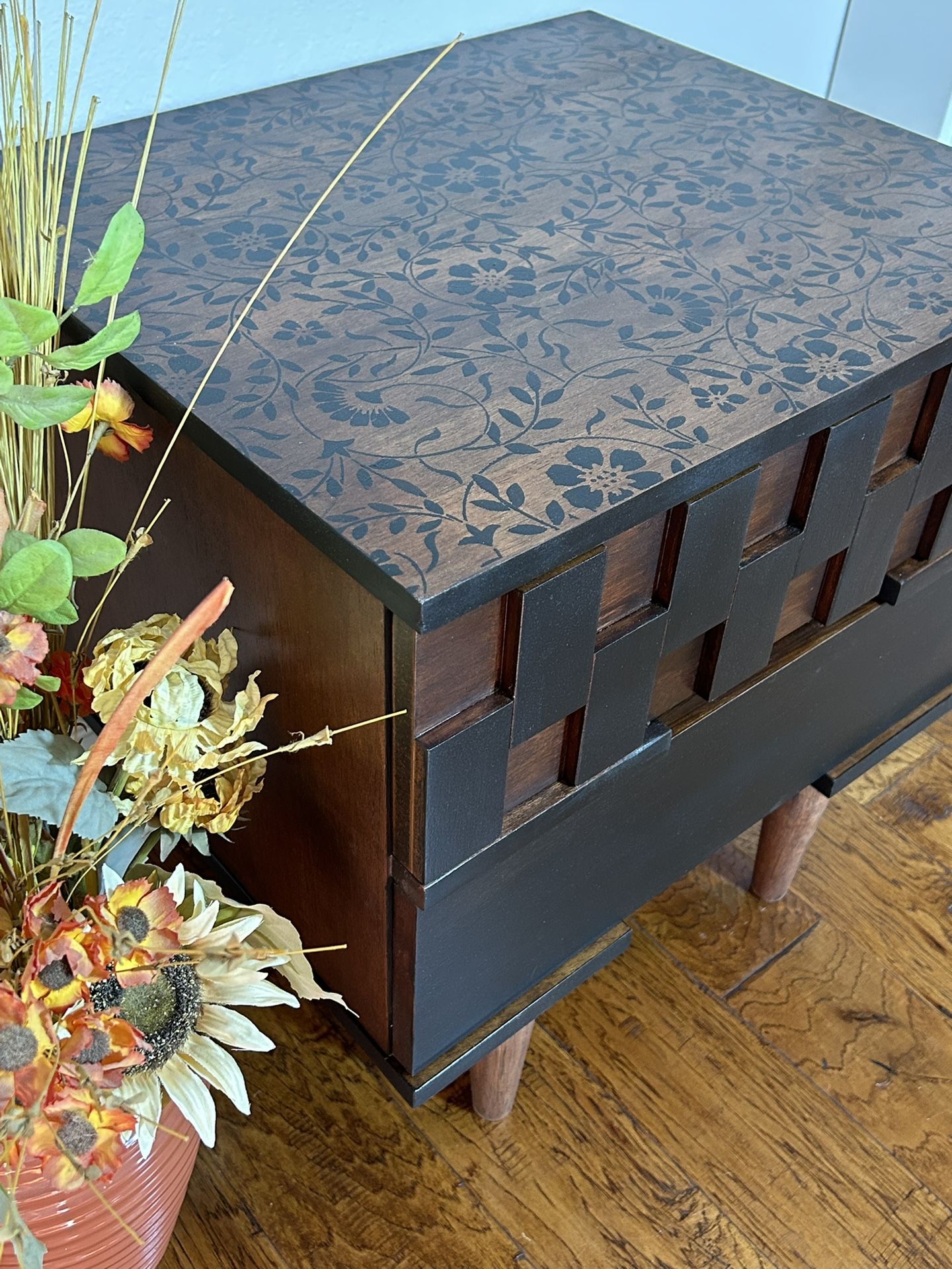 Adorable 2-Drawer Nightstand Or Side Table