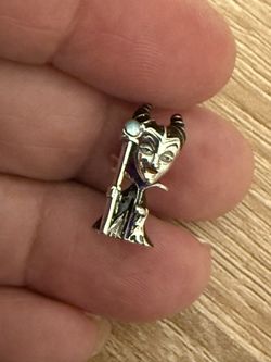 925 STERLING SILVER CHARM