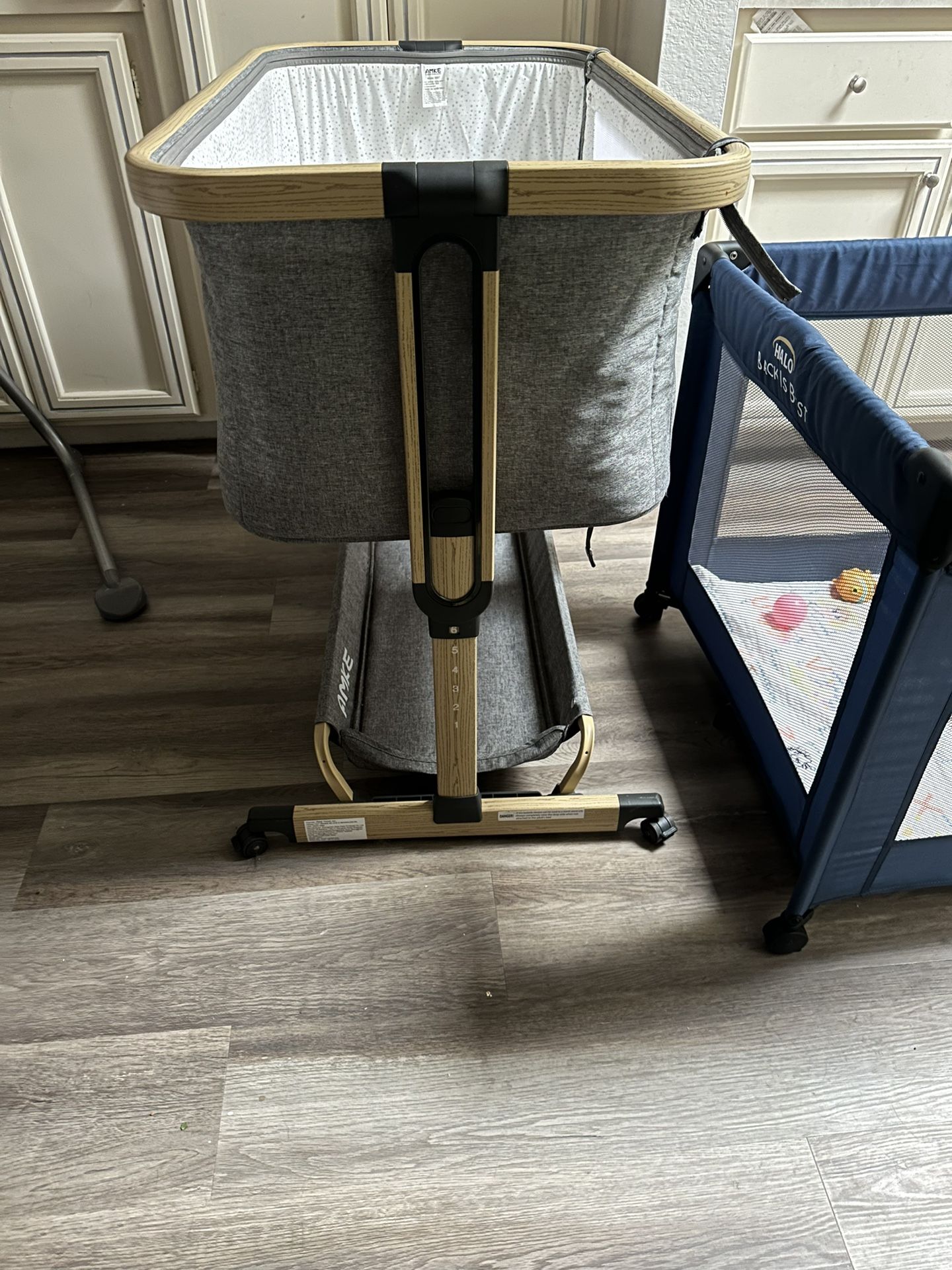 Very Gently Used Bassinet