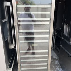 Wine Cooler Like New Condición 