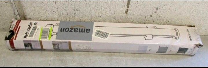 Reinforced No Drill Retractable Pet Gates for Doorways

l