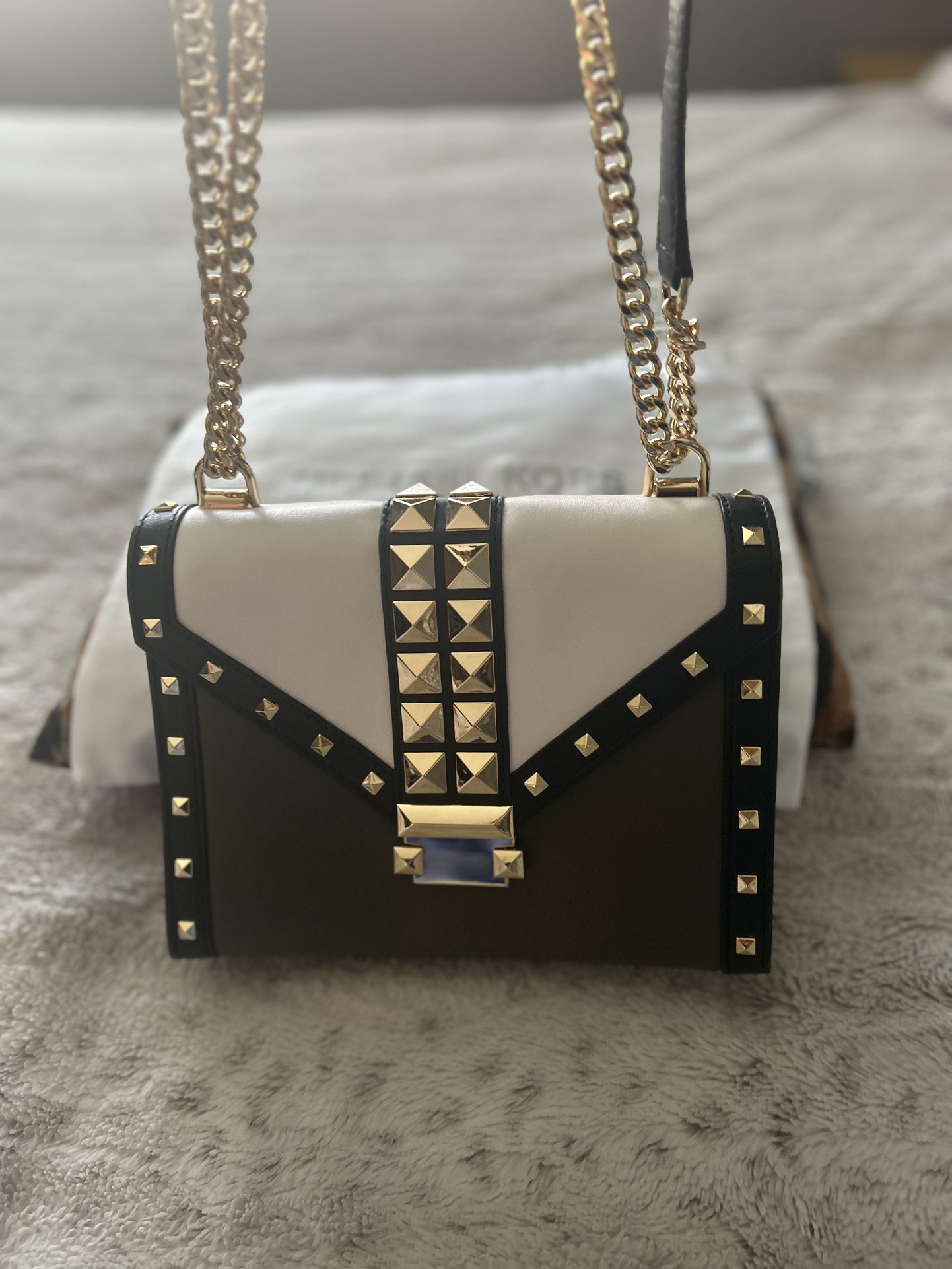 New Authentic Michael Kors Studded Crossbag