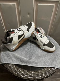 Jordan X Travis Scott Jumpman Jacks