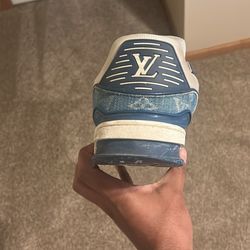 Lv trainers