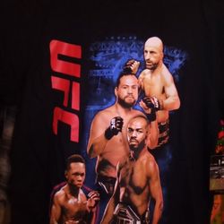 UFC  T-shirt  M