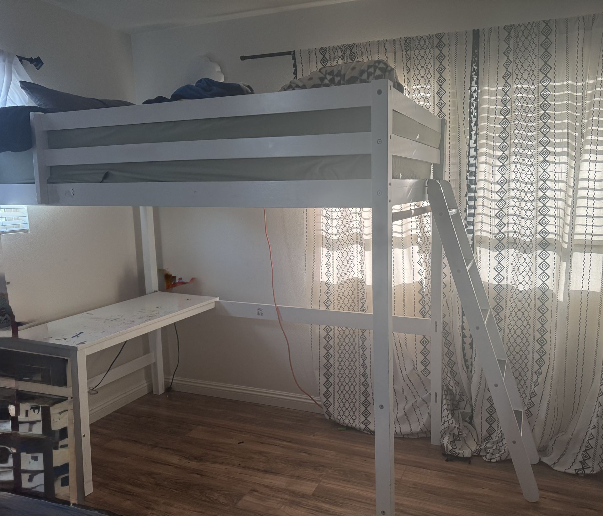 Twin Bed