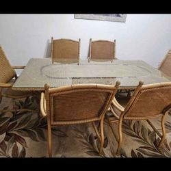 Lloyd loom-Lloyd Flanders, dining set with 6 chairs. Cash Only Please