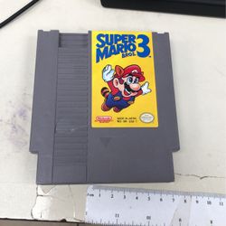 Nintendo  NES Super Mario Bros 3