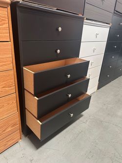 Five drawers dresser / 5 drawers dresser