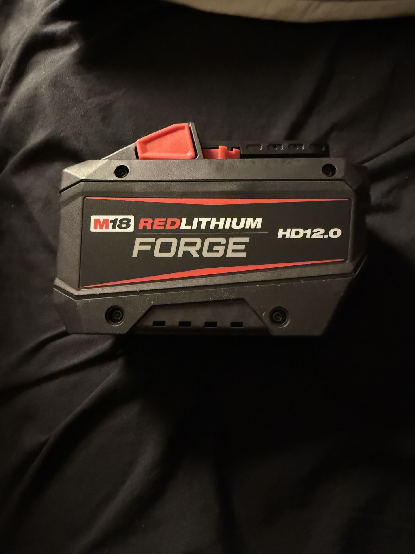 M18 Red Lithium Forge Milwaukee Battery