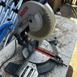 Bosch Compound Miter Saw