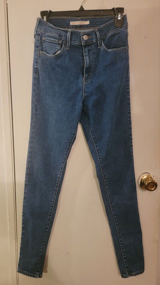 Womens Levis 720  High Rise size 27 Skinny Jeans
