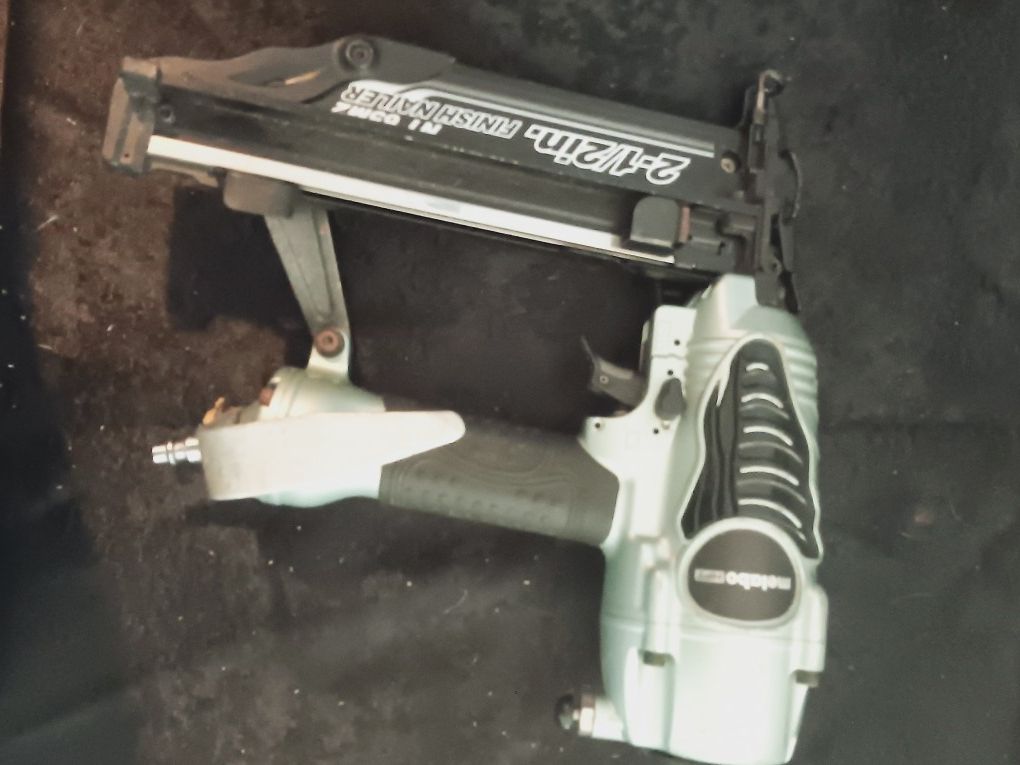 Finish Naikor Metabo 2 1/2 Inch Like New