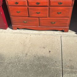 Dresser & Matching Queen Bed frame 