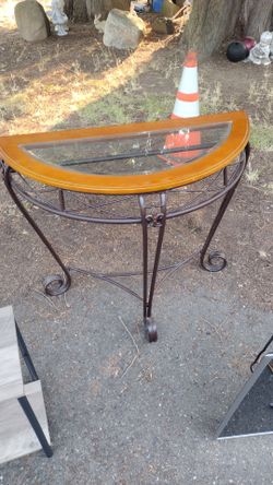 Entry way Table