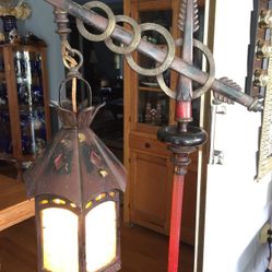 Antique, cast iron stand floor lamp,5’10” tall