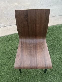 CHAIR Like New