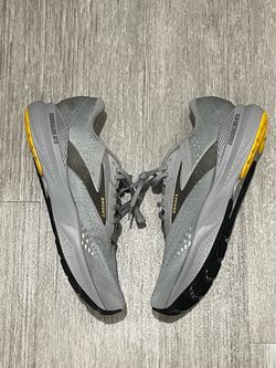BROOKS ADRENALINE GTS 25  MEN 12  “NEW”