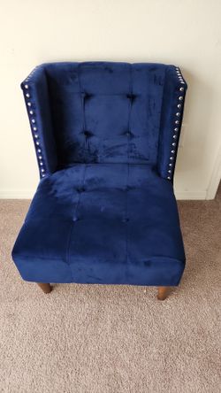Blue Tuffted Chair