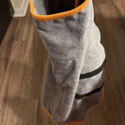 Dog Towel With Velcro Strips For Small-medium Dog 