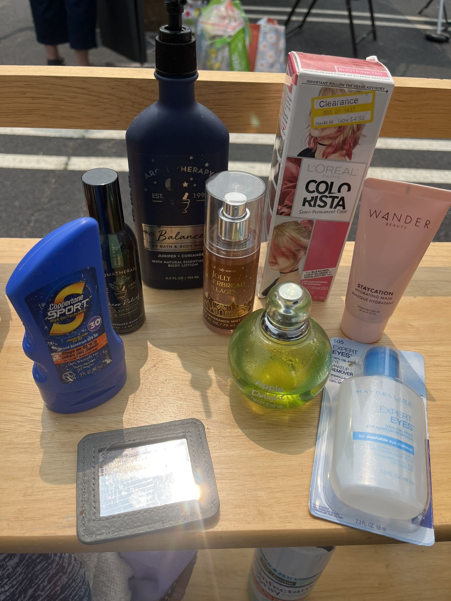 Lot of bath and beauty products