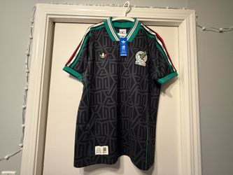 Adidas Mexico  Someone Somewhere artisan jersey size L