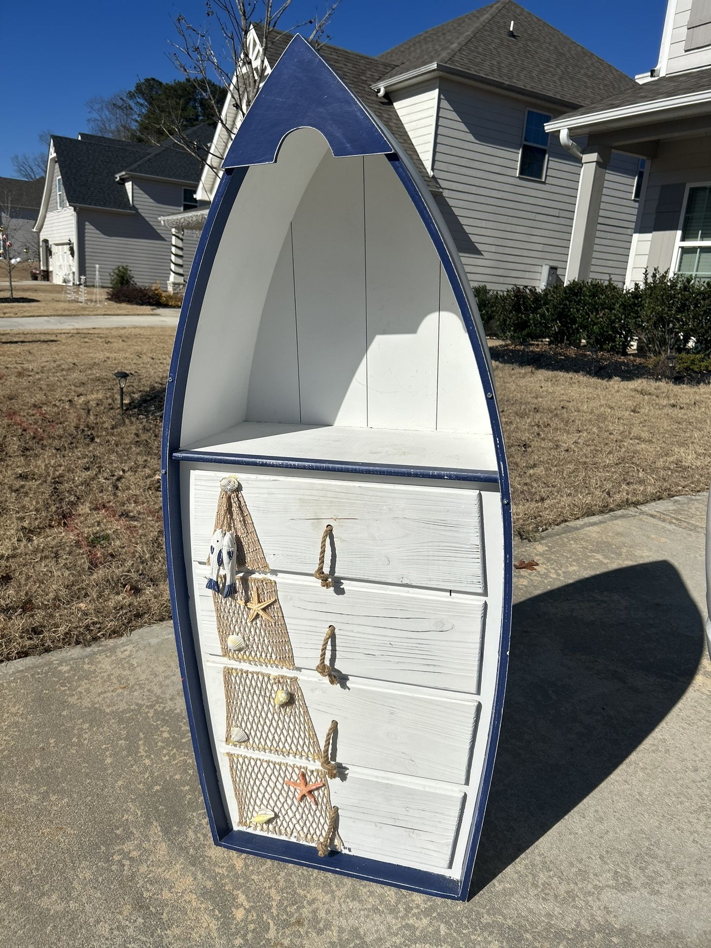 Pullboat Dresser