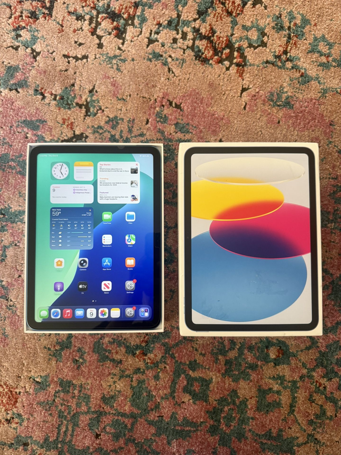 Mint Condition iPad 11” 256GB Blue