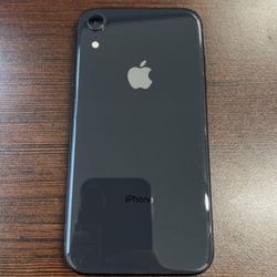 BLACK iPhone XR 