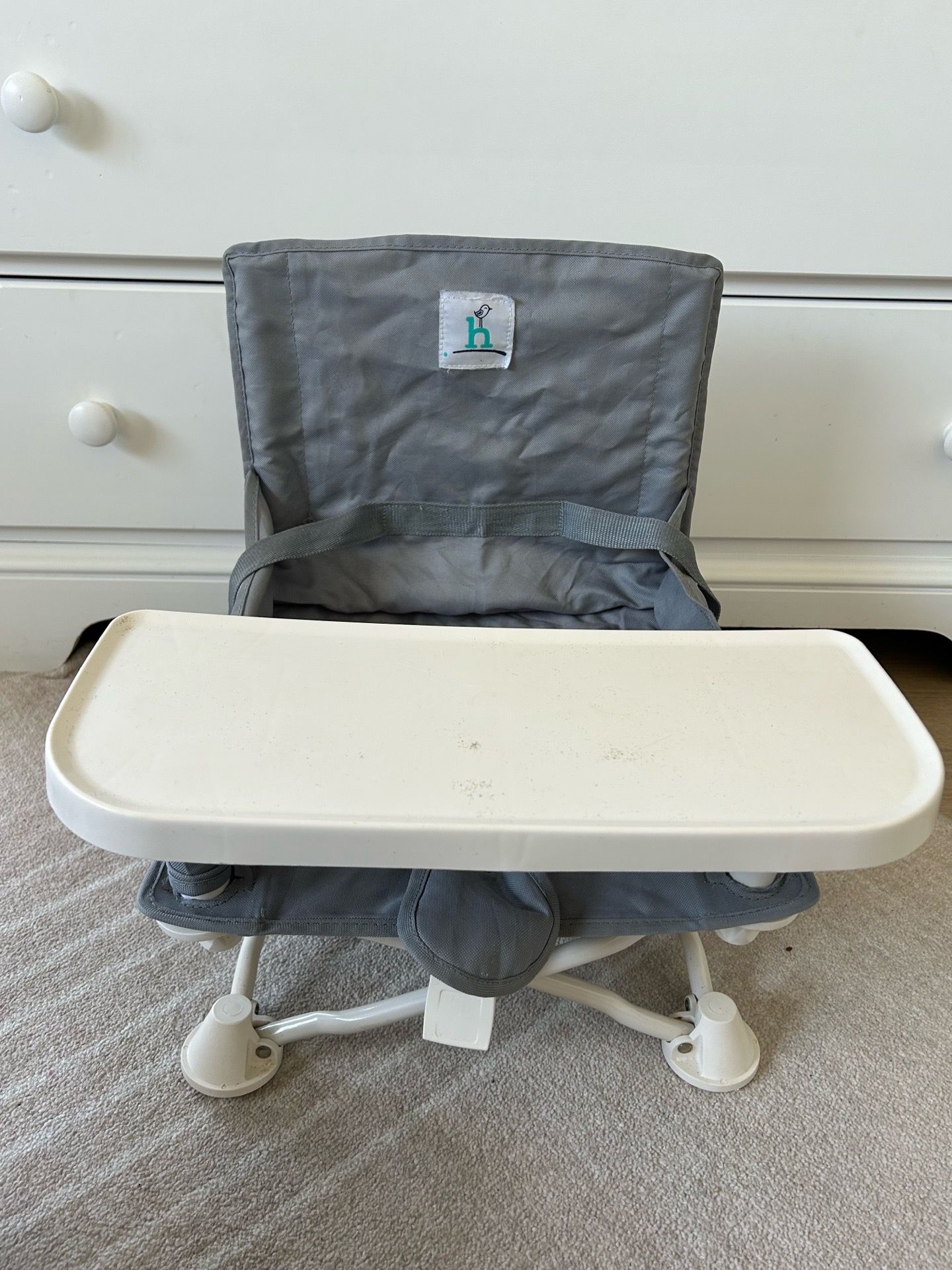 Hiccapop portable booster seat