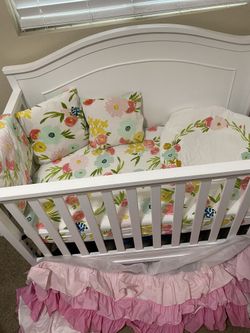 Cloud Island- Floral Fields Nursery Bedding Set 