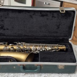 Saxophone 