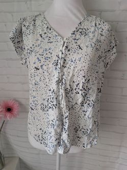 Liz Claiborne floral top size L