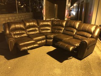Reclining Sectional Couch