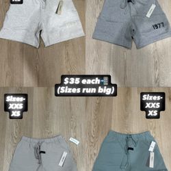 Essentials Shorts