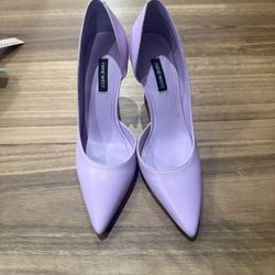 Nine West 7.5 heels 