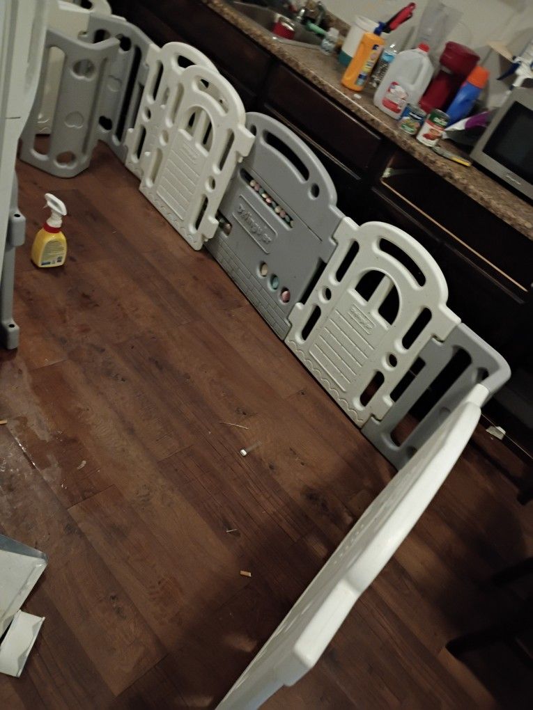 Play Pen