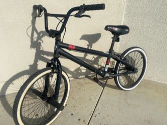 20’’ BMX bike  ((best offer or trade))
