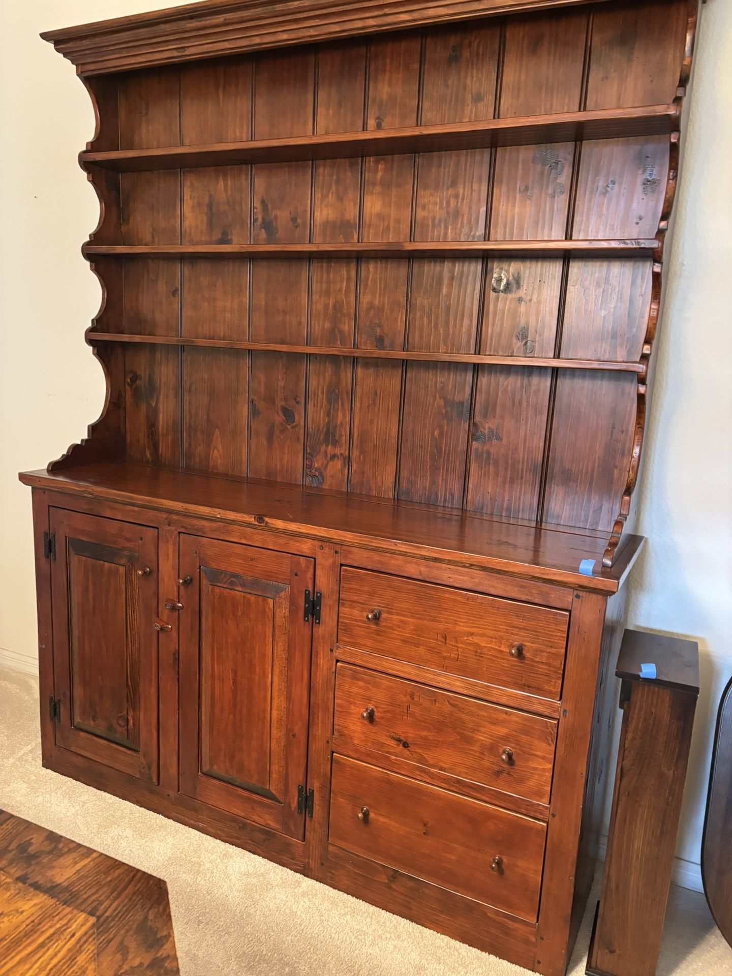 Gorgeous Vintage Or Antique China Cabinet. Very Well-Made.