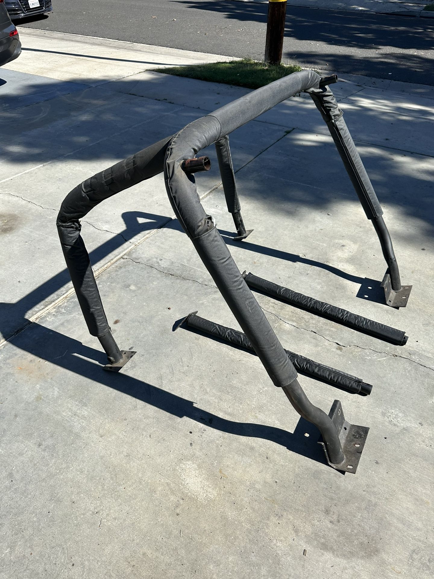 Jeep Wrangler YJ Family Roll Bar Cage Oem 1987 Through 1995 Black With Padding 